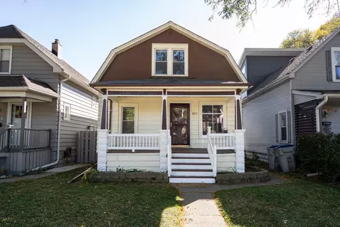 2611 E Oklahoma, Milwaukee, WI 53207