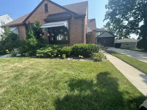 730 Detroit, Sheboygan Falls, WI 53085