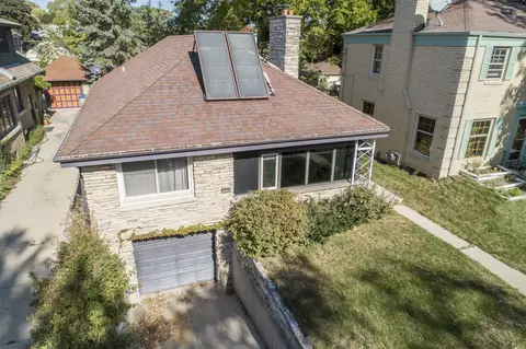 1218 E Townsend, Milwaukee, WI 53212