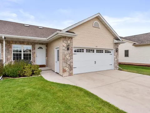 1017 Covington, Sheboygan Falls, WI 53085
