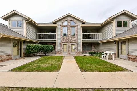 2116 Woodburn #A, Waukesha, WI 53188