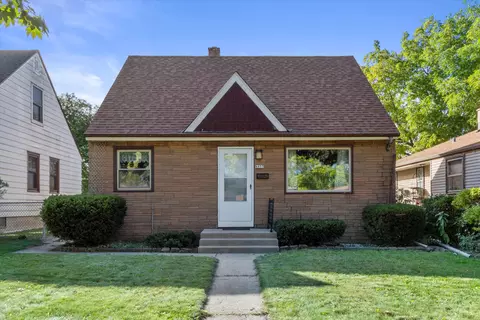 4853 N 90th, Milwaukee, WI 53225