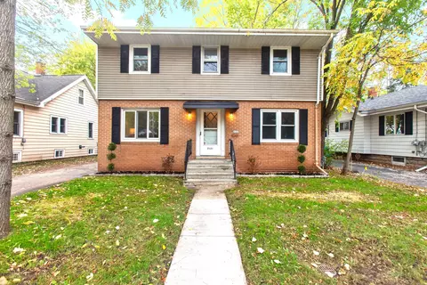 2121 Oregon, Oshkosh, WI 54902