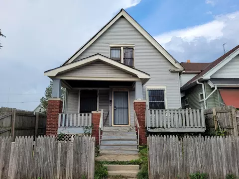 3033 N 27th, Milwaukee, WI 53210