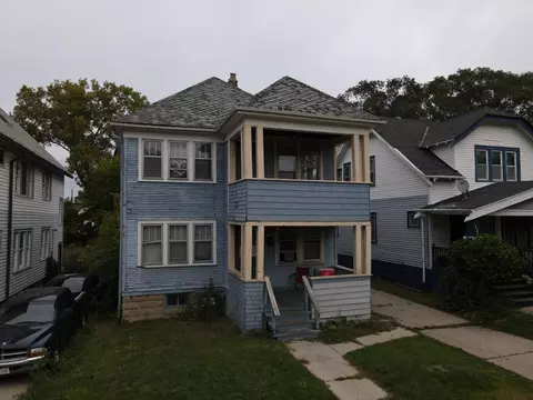 2426 W Finn #2426A, Milwaukee, WI 53206
