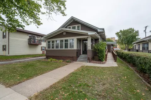 405 6th, La Crosse, WI 54601
