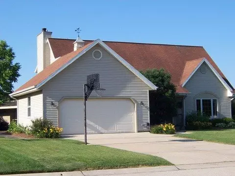 5307 86th, Pleasant Prairie, WI 53158