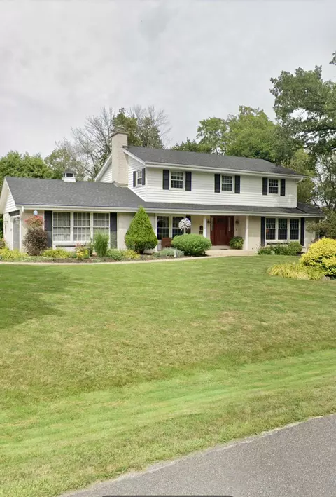 9828 W Green Tree, Milwaukee, WI 53224