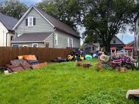 1302 S 22nd, Milwaukee, WI 53204
