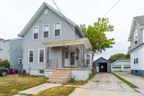 1422 Marshall, Manitowoc, WI 54220