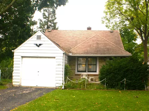 1456 S 91st, West Allis, WI 53214