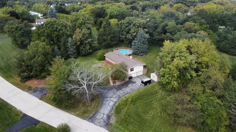 s30w29420 Williams, Genesee, WI 53188