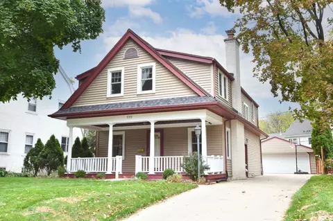 619 N 68th, Wauwatosa, WI 53213