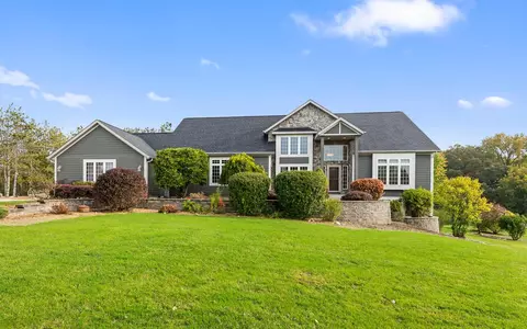 w306s2774 Wild Berry, Genesee, WI 53188