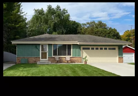 8926 29th, Kenosha, WI 53143