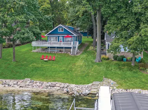 2204 Fleming, Delavan, WI 53115