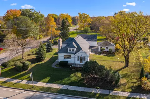 11153 N Oriole, Mequon, WI 53092