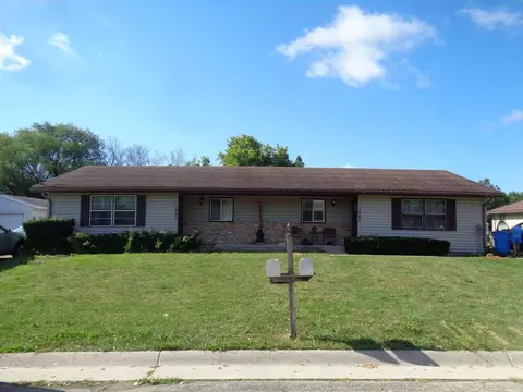 1051 Clement #1053, Watertown, WI 53094