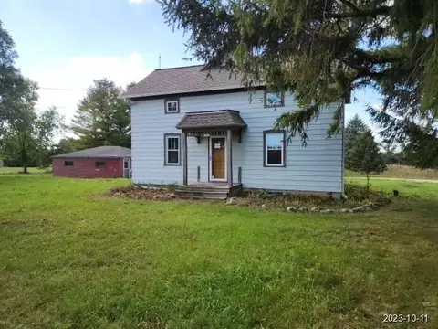 3987 Country Aire, Jackson, WI 53012