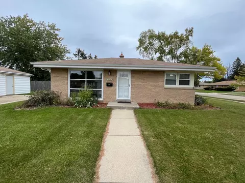 3631 Carter, Racine, WI 53402
