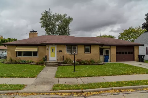 2206 Kearney, Racine, WI 53403