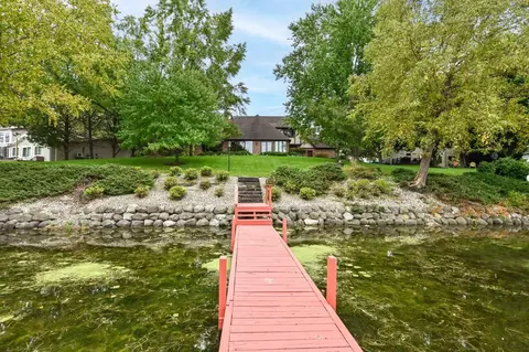 2120 Blue Heron, Delavan, WI 53115