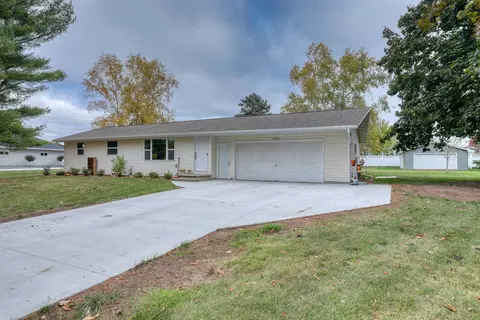 4306 Shawano, Howard, WI 54313