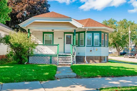 2824 Douglas, Racine, WI 53402