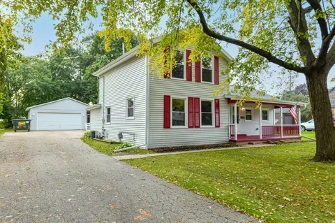 1232 Barnes, Delavan, WI 53115