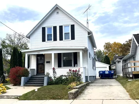 1015 Green, Manitowoc, WI 54220