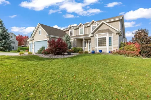 667 Willow, Hartford, WI 53027