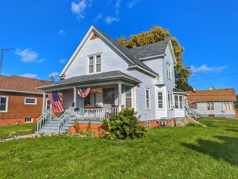 6631 22nd, Kenosha, WI 53143