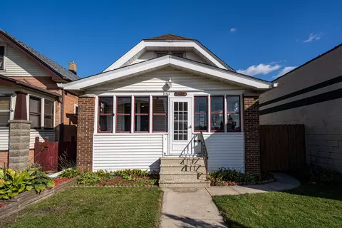 1820 S 71st, West Allis, WI 53214