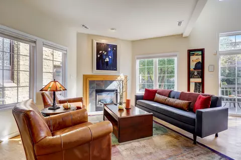 2635 N Stowell #FRONT, Milwaukee, WI 53211