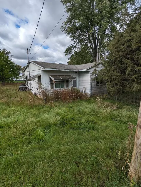 26907 100th, Salem Lakes, WI 53719