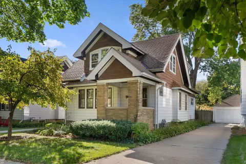 2233 N 63rd, Wauwatosa, WI 53213