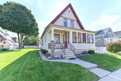 909 Madison, South Milwaukee, WI 53172