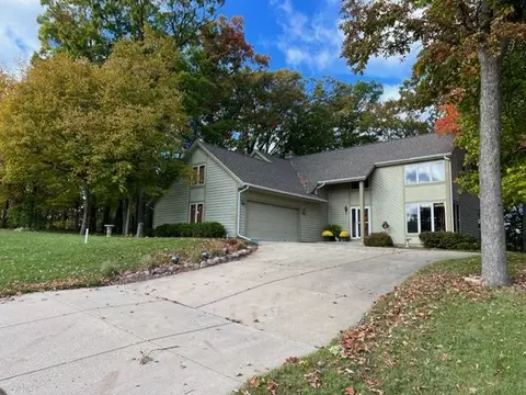 n51w16866 Fair Oak, Menomonee Falls, WI 53051