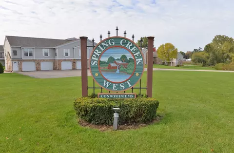 1156 N Sunnyslope #205, Mount Pleasant, WI 53406