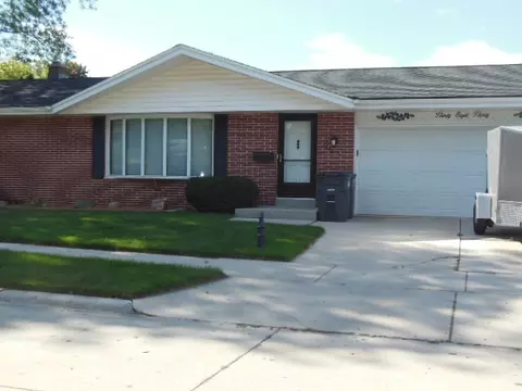 3830 S 14th, Sheboygan, WI 53081