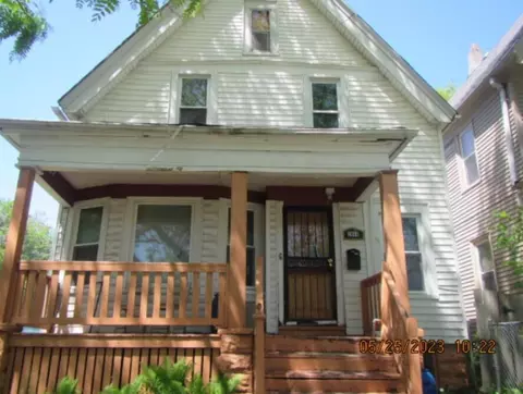 2649 N 34th, Milwaukee, WI 53210