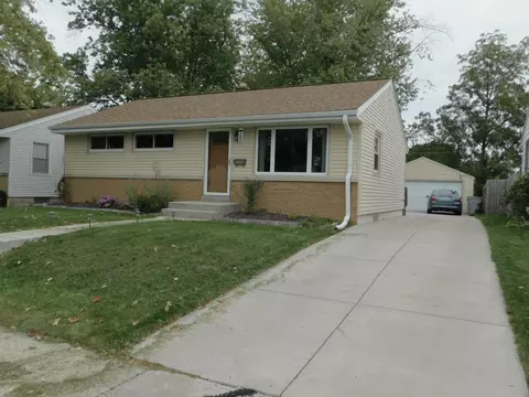 3662 S 81st, Milwaukee, WI 53220