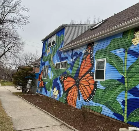 2501 N Bartlett, Milwaukee, WI 53211
