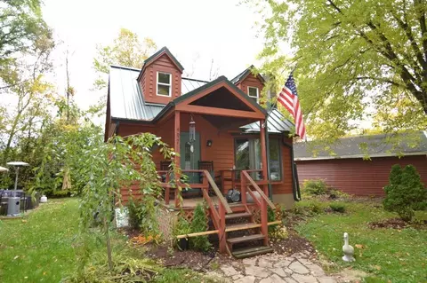 4971 Lakeview, Hubertus, WI 53033