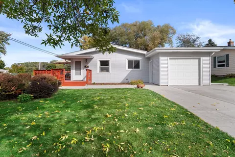 7312 Earl, Greendale, WI 53129