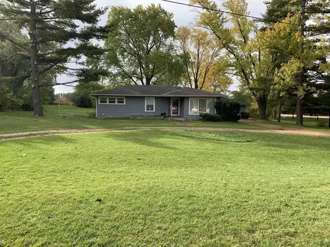 219 S Genoa, City, WI 53128
