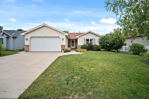 320 Webster, West Bend, WI 53095