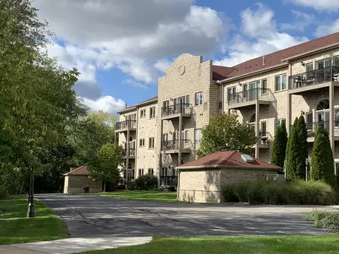 n51w34861 Wisconsin #2117, Oconomowoc, WI 53069