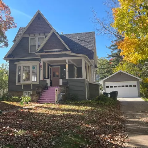 640 S S Grv, Ripon, WI 54971