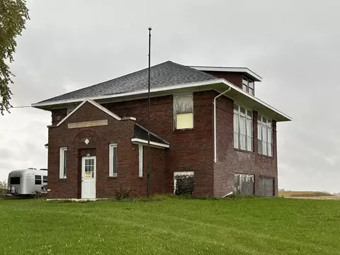 e5732 Wisconsin 56, Jefferson, WI 54665